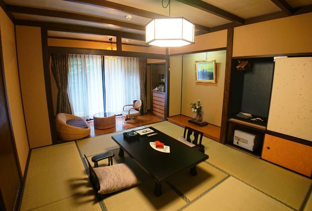 נארה Kasuga Hotel מראה חיצוני תמונה